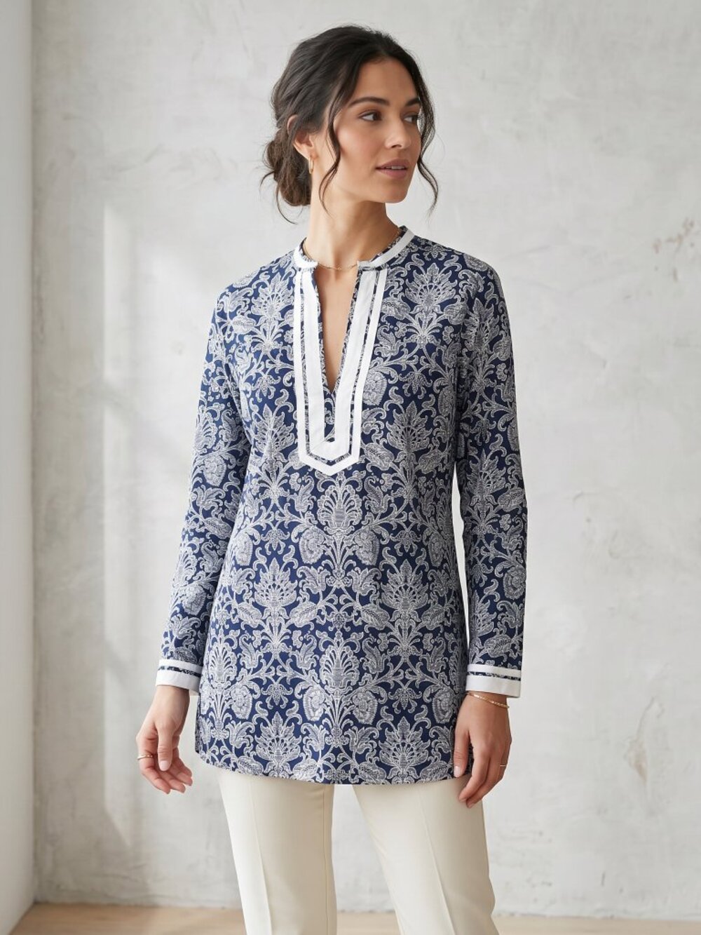 Chicos Paisley Split V-Neck Top 0 S Navy White Coastal Tunic Nantucket Resort